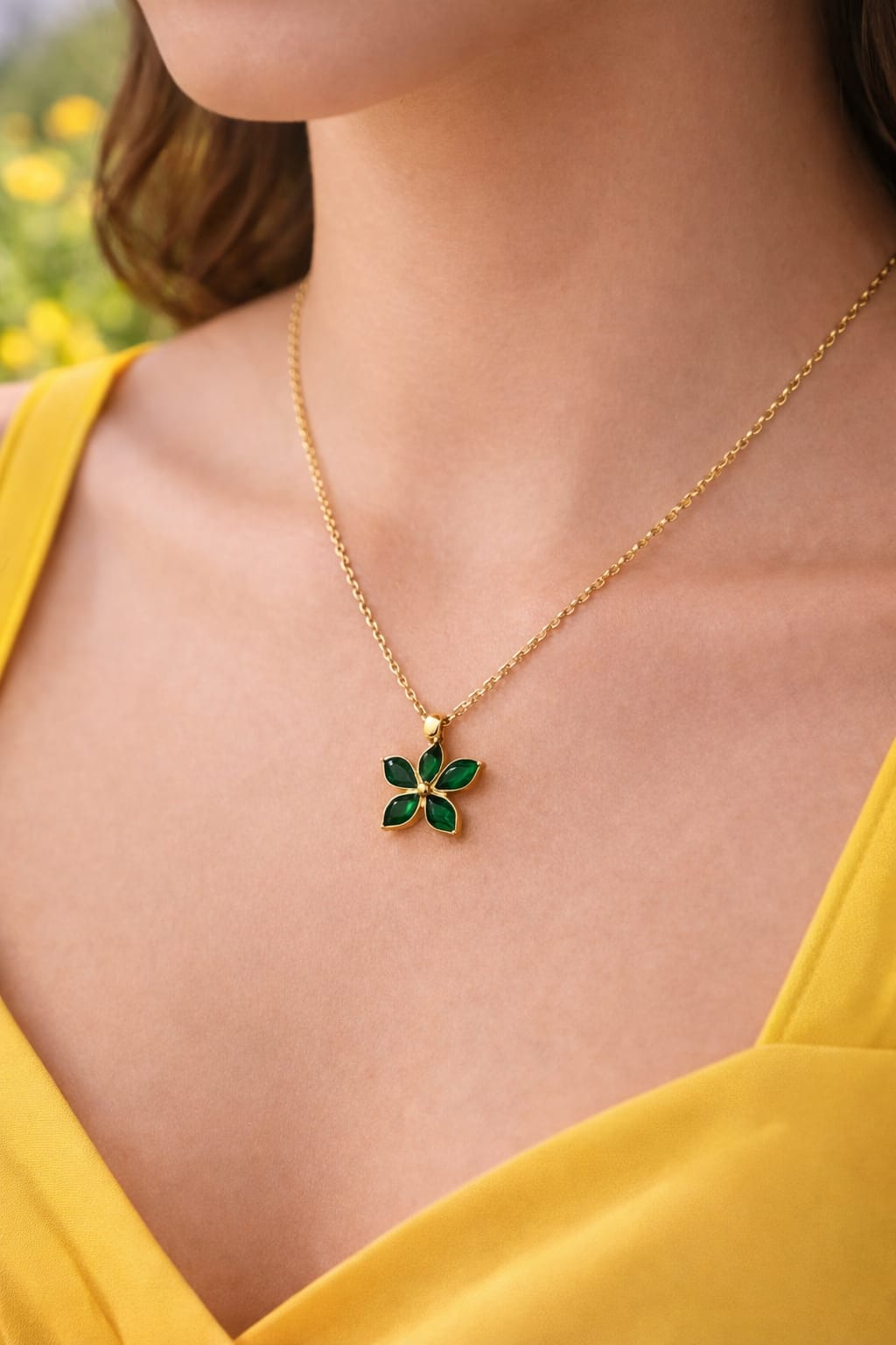 Emerald Green Pendant Necklace