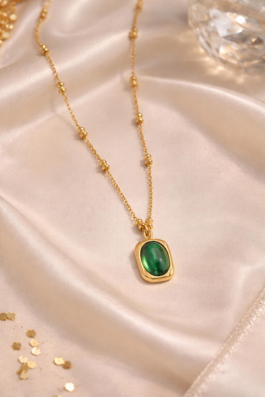Bold Green Pendant Necklace