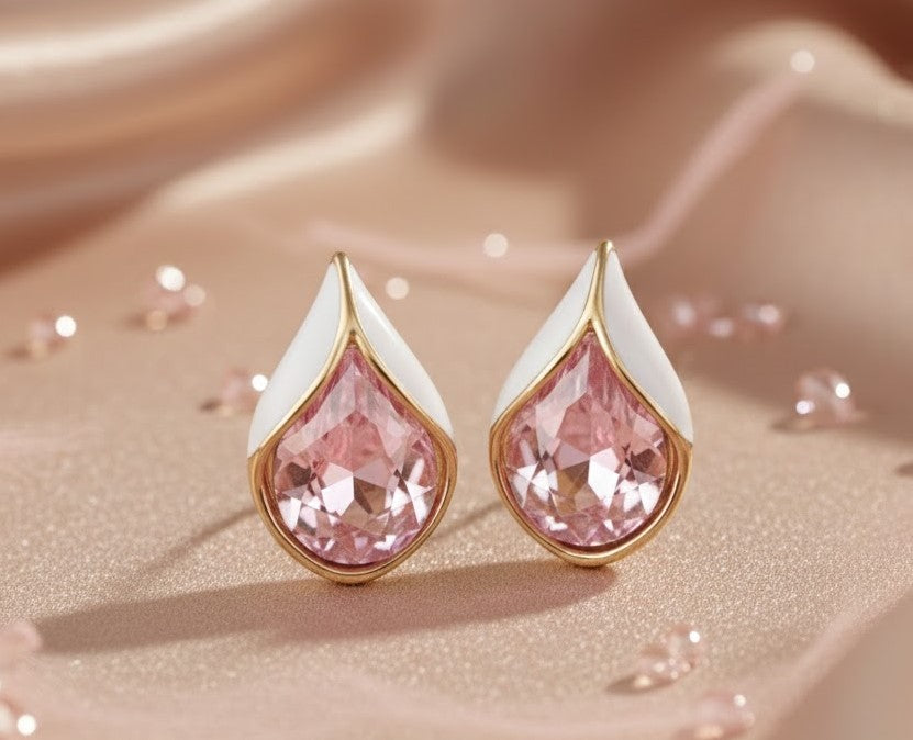 Peach TearDrop Shiny Stud